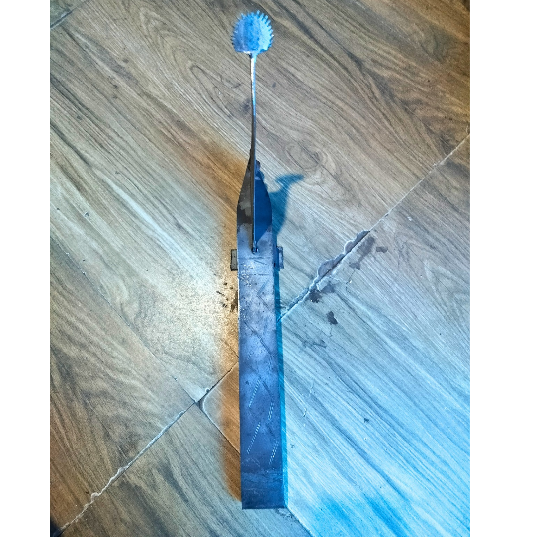 Large Handmade Manual Vegetable Chopper and Coconut Scraper β Iron Loha Lokhand Base (Approx. Dimensions: 45 x 5 x 25 cm, 1.3 Kg)