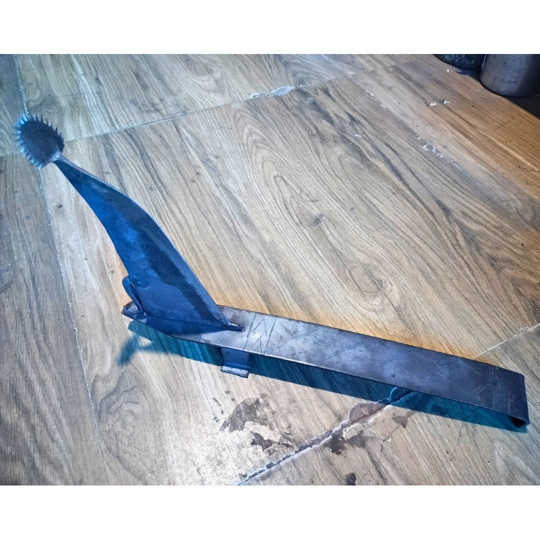 Large Handmade Manual Vegetable Chopper and Coconut Scraper β Iron Loha Lokhand Base (Approx. Dimensions: 45 x 5 x 25 cm, 1.3 Kg)