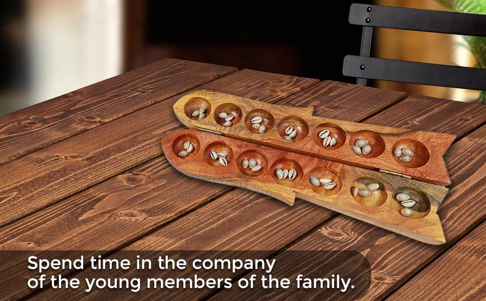 Premium Teak Wood Pallanguzhi (Vamana Guntalu / Passuppandi / Mancala) – 14-Pit Traditional Board Game with 70 Cowrie Shells