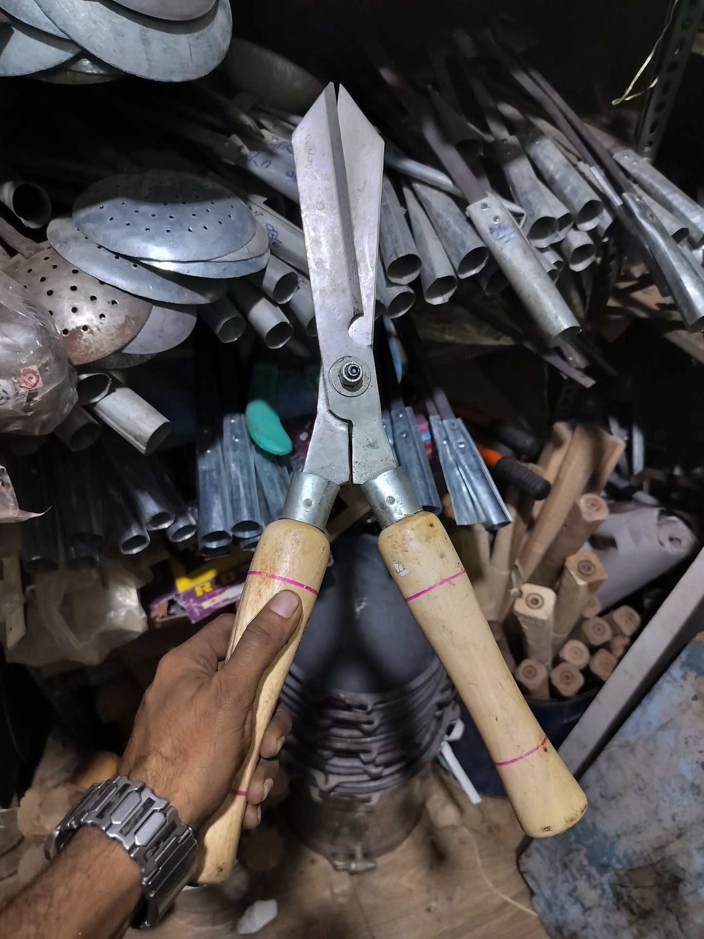 Wooden Handle Gardening Scissors | Hedge Pruning Shears for Lawns and Gardens | Plant Stem Cutting Scissors | Shrub Trimmers - Iron Material (Medium)