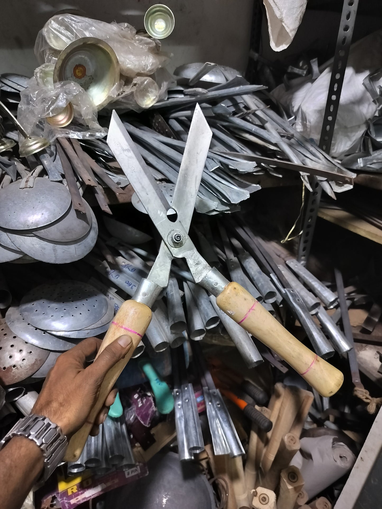 Wooden Handle Gardening Scissors | Hedge Pruning Shears for Lawns and Gardens | Plant Stem Cutting Scissors | Shrub Trimmers - Iron Material (Medium)