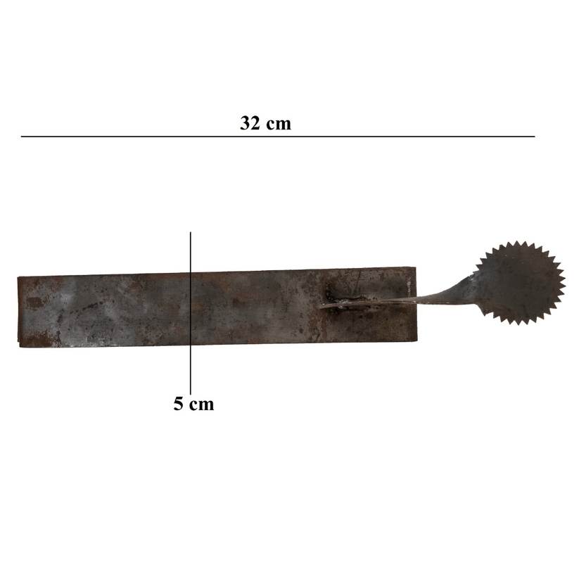 Aruvamanai / Iron Blade Vegetable Cutter / Boti Cutter Bengali / Chirava Coconut Scrapper / Kathipeeta / Thengai Thuruvi β with Iron Loha Lokhand Base (L x W x H: 32 x 5 x 20 cm, 500 g)