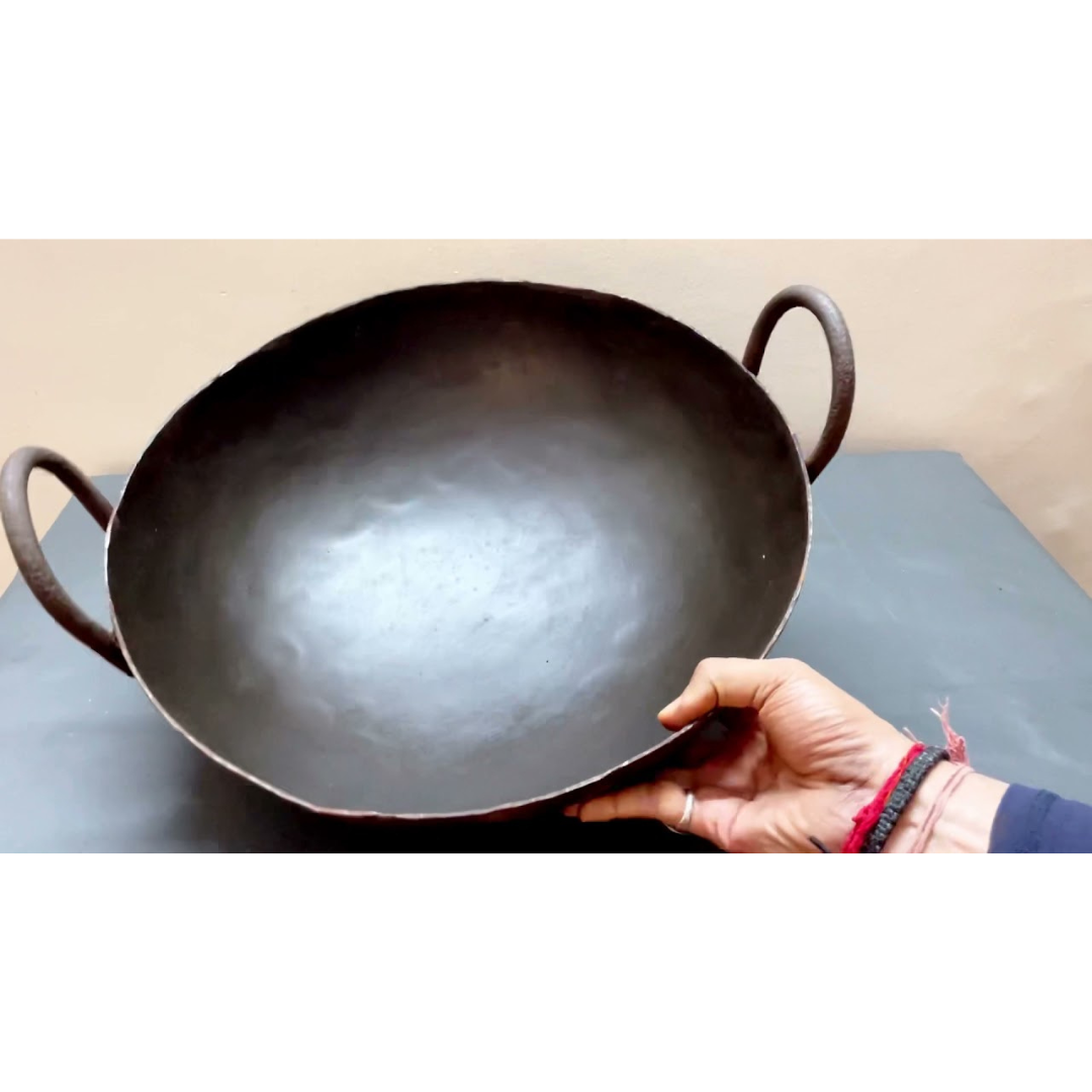 Black cast iron kadai for cooking and deep frying iron kadhai
