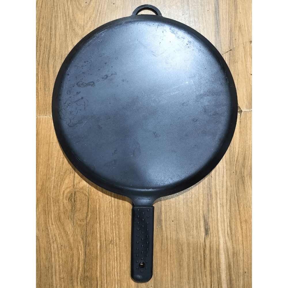 ⭐ Premium Pure Iron Flat Dosa Tawa with Border | Strong PVC Handle | Heavy 3–4mm Thickness | 12” Size | Handmade in India 🍳🔥