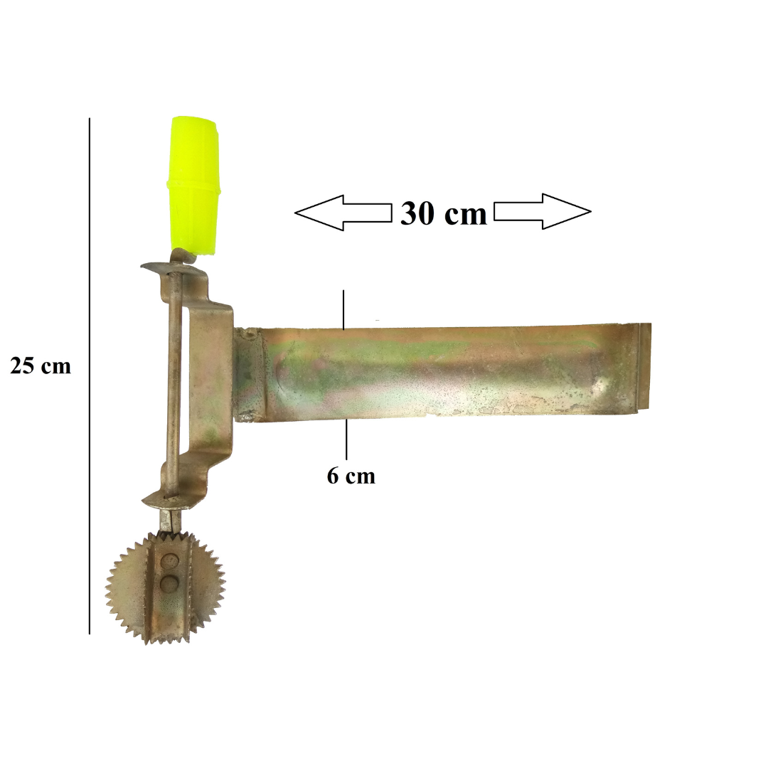 Galvanized Iron Rotating Model Coconut Scraper | Chirava Coconut Scraper | Thengai Thuruvi Light Weight for Kitchen