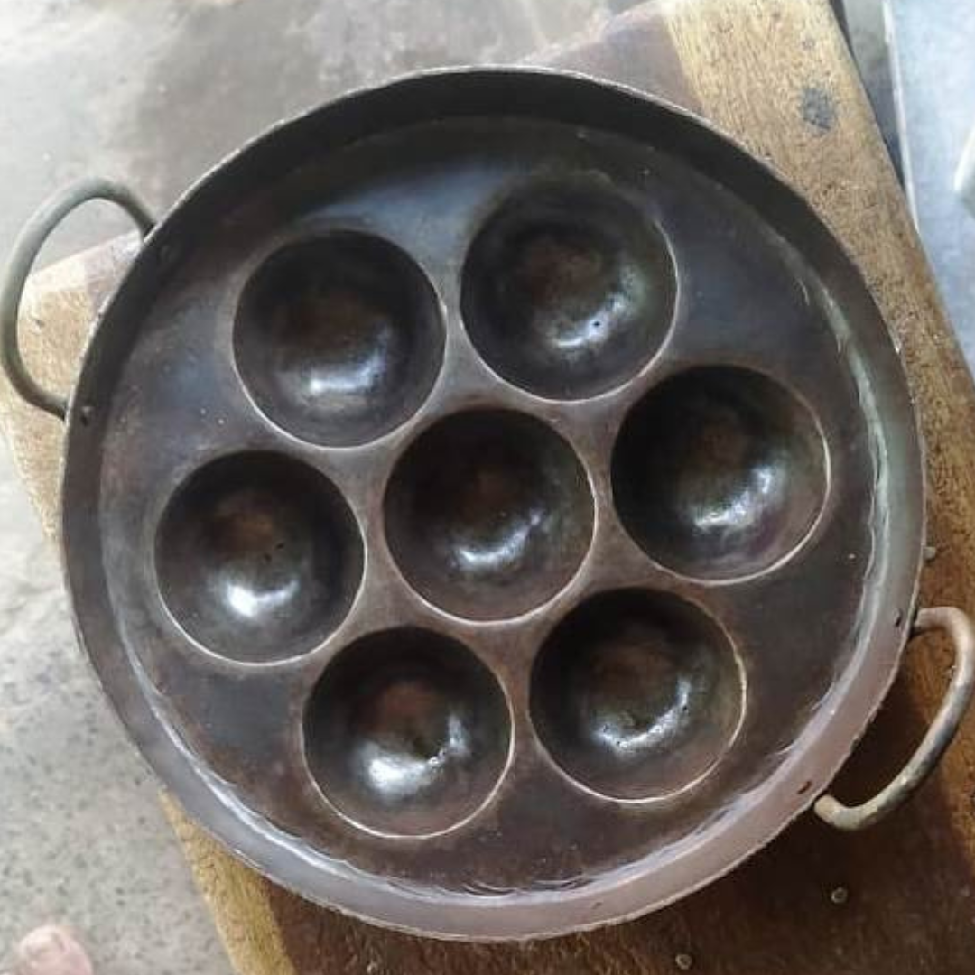 Pure Iron Deep Paniyaram Kallu / Paddu Pan / Ponganalu Chatti with 7 Cavities (Traditional Handmade Item)