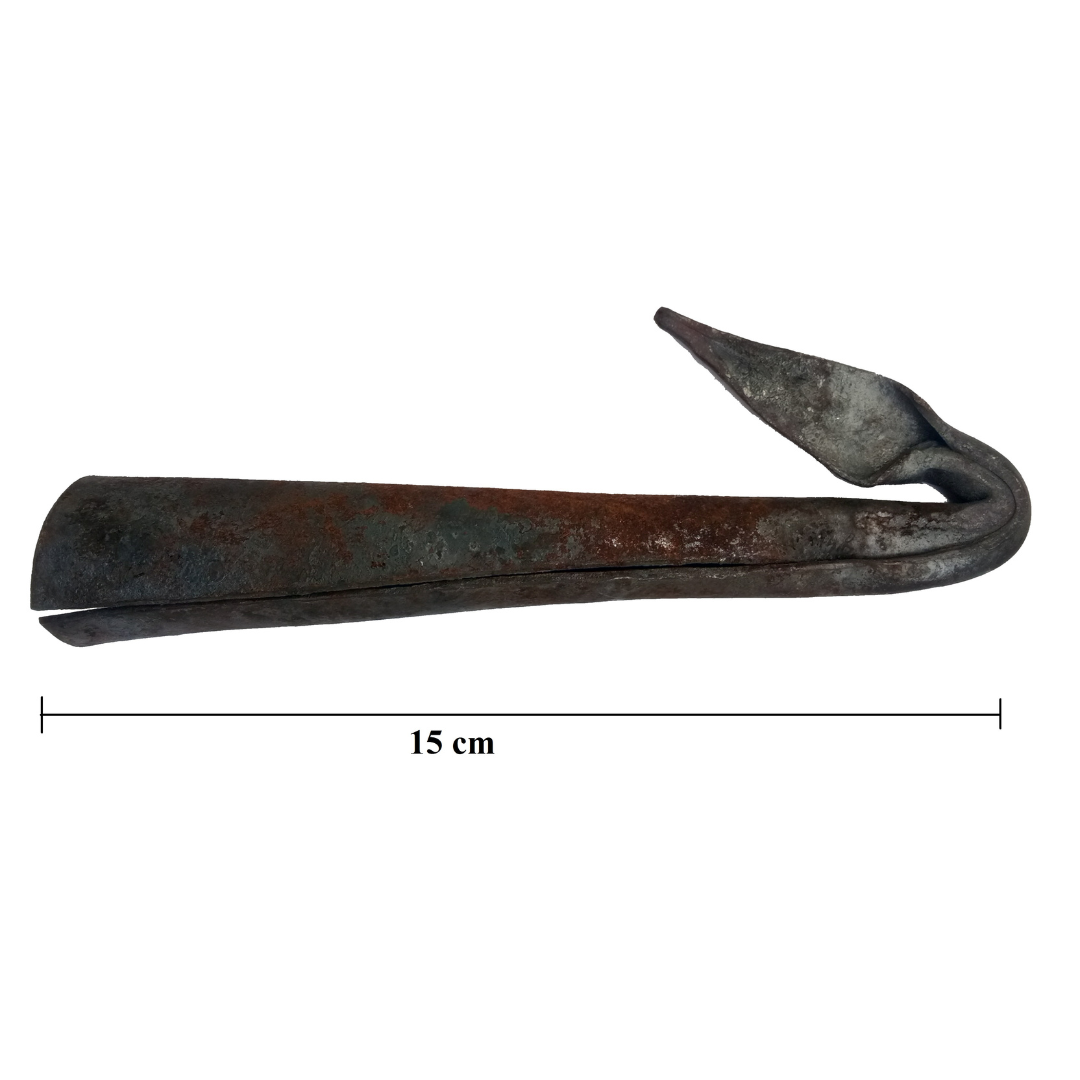 Traditional Iron Tool for Pruning / Weeding / Gardening / Harvesting (Small Size)